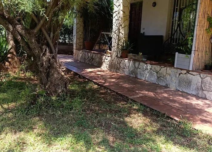 Semesterbostad Garden House Mondello *