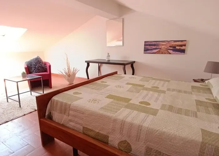 Semesterbostad Garden House Mondello