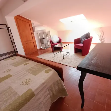 Garden House Mondello 度假居 *